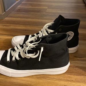 Mens Converse size 8.5 Allstate Chuck Taylor